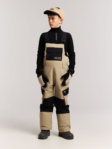 Regular Pantalon de sport 'PRTPepper JR' PROTEST en marron