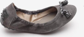 Tod's Flats & Loafers in 35,5 in Grey: front