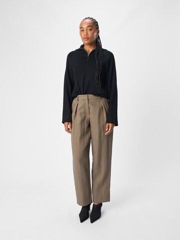 Wide leg Pantaloni con pieghe 'OBJEver' di OBJECT in marrone