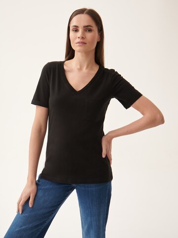 TATUUM T-shirt 'MIMI' i svart: framsida