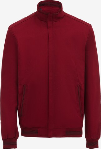 wrest Between-Season Jacket in Red: front