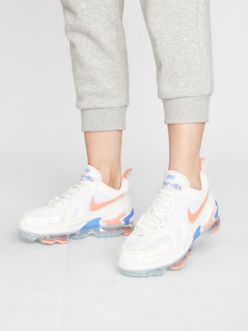 Baskets basses 'Nike Air Vapormax Evo' Nike Sportswear en blanc : devant