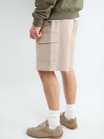 BALMOHK Regular Shorts in Beige