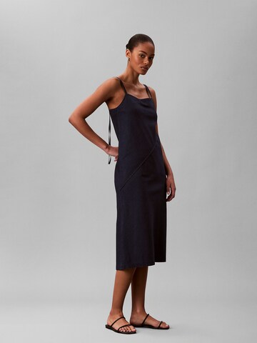 Robe Calvin Klein Jeans en bleu
