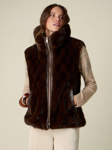 Gilet di oltre in marrone