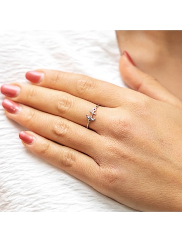 caï Ring in Weiß: Vorderseite