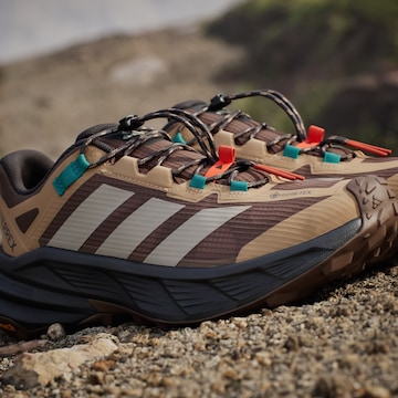 Pantofi 'Freehiker SL' de la ADIDAS TERREX pe maro
