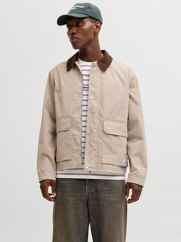 JACK & JONES Kevad-sügisjope 'JORCATSKILLS BARN', värv pruun: eest vaates