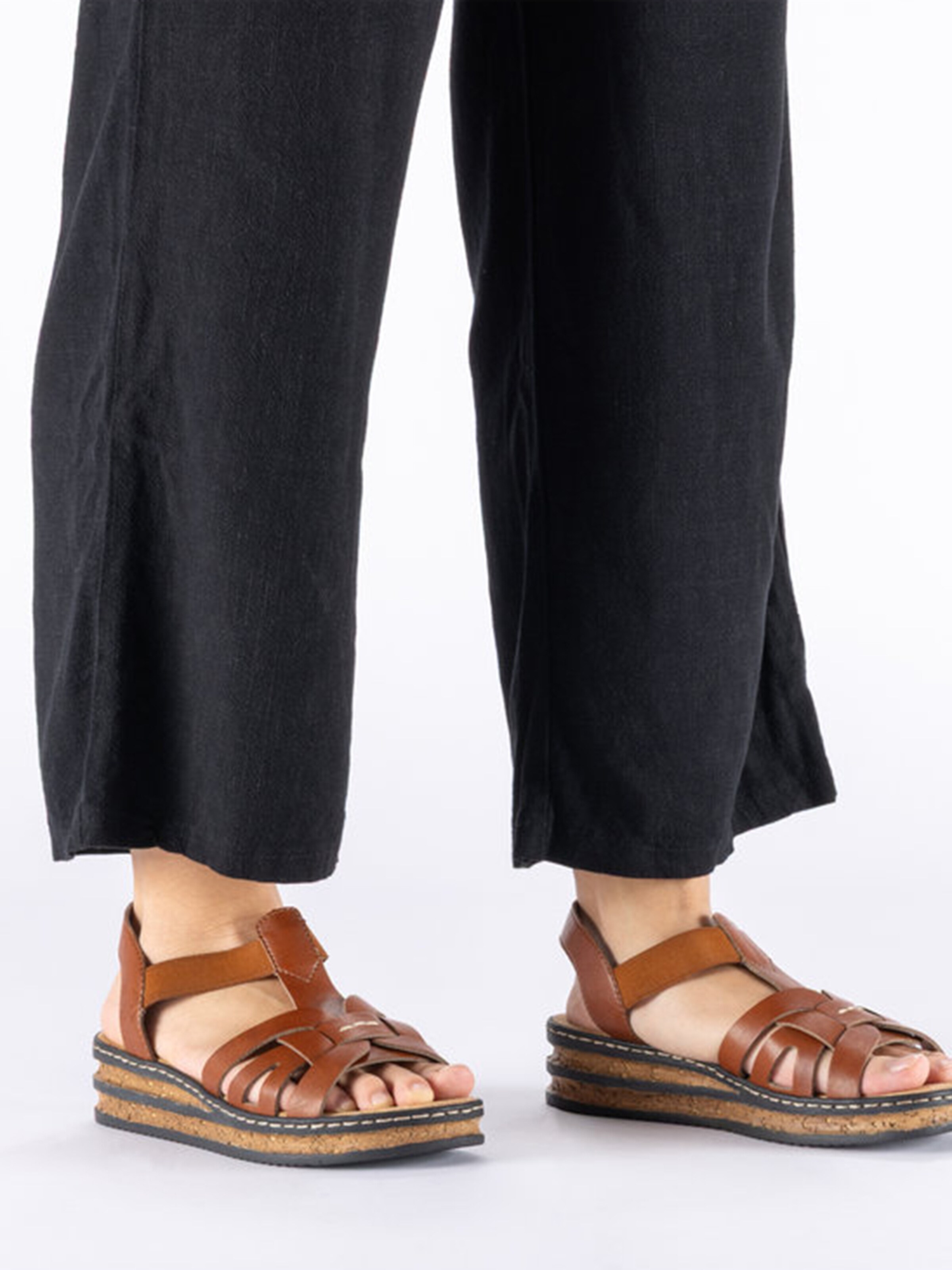 Sandalo di Rieker in marrone