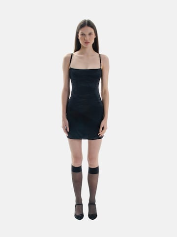 EKCENTRIK - Vestido en negro: frente