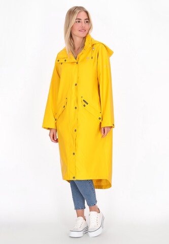 Schmuddelwedda Raincoat in Yellow: front