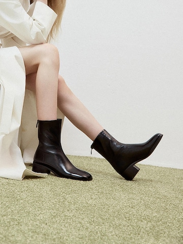 Potamy Ankle Boots‌ in Schwarz