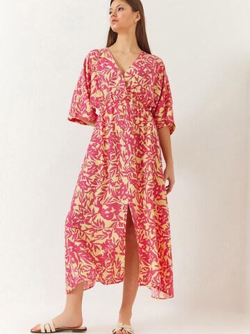 Bianco Lucci Kleid in Pink