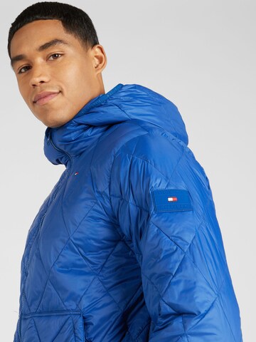 TOMMY HILFIGER Jacke in Blau