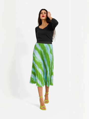 Coster Copenhagen Nederdel ' Pleated ' i grøn: forside