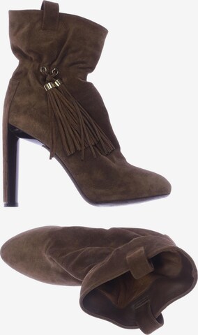 Céline Dress Boots in 39,5 in Brown: front