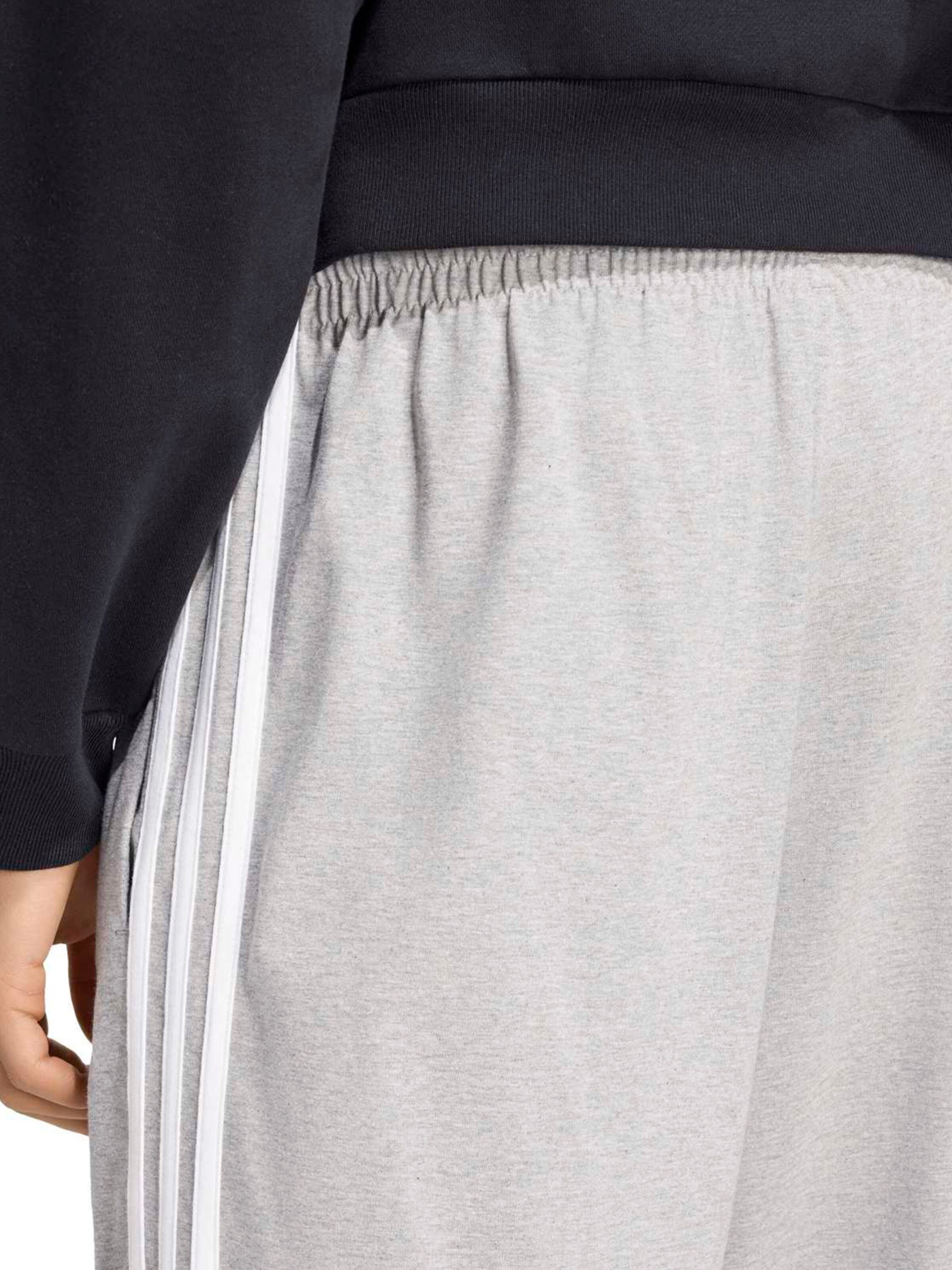 Regular Pantalon de sport ADIDAS SPORTSWEAR en gris