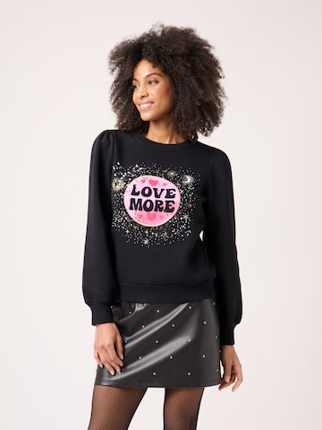 NAF NAF Sweatshirt 'Moonrise' in Zwart: voorkant