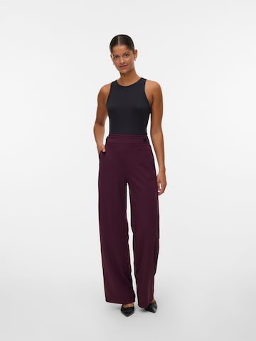 Wide leg Pantaloni di VERO MODA in rosso