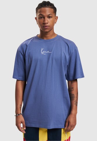 T-Shirt 'Essential' Karl Kani en bleu : devant