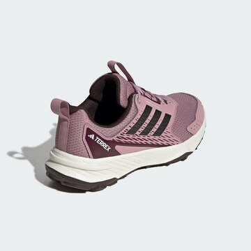 Chaussure de course 'Tracefinder' ADIDAS TERREX en violet