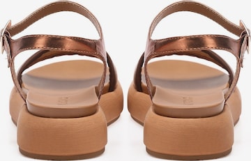 INUOVO Strap Sandals in Bronze