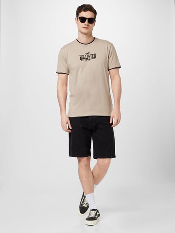 HOLLISTER T-Shirt in Braun