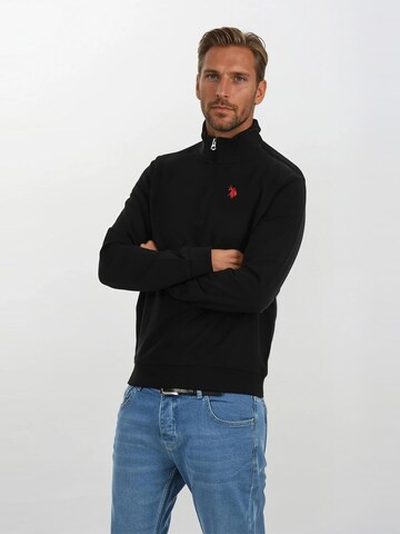 U.S. POLO ASSN. Sweatshirt in Black