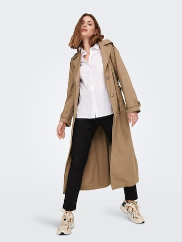 Manteau mi-saison 'Line' ONLY en marron