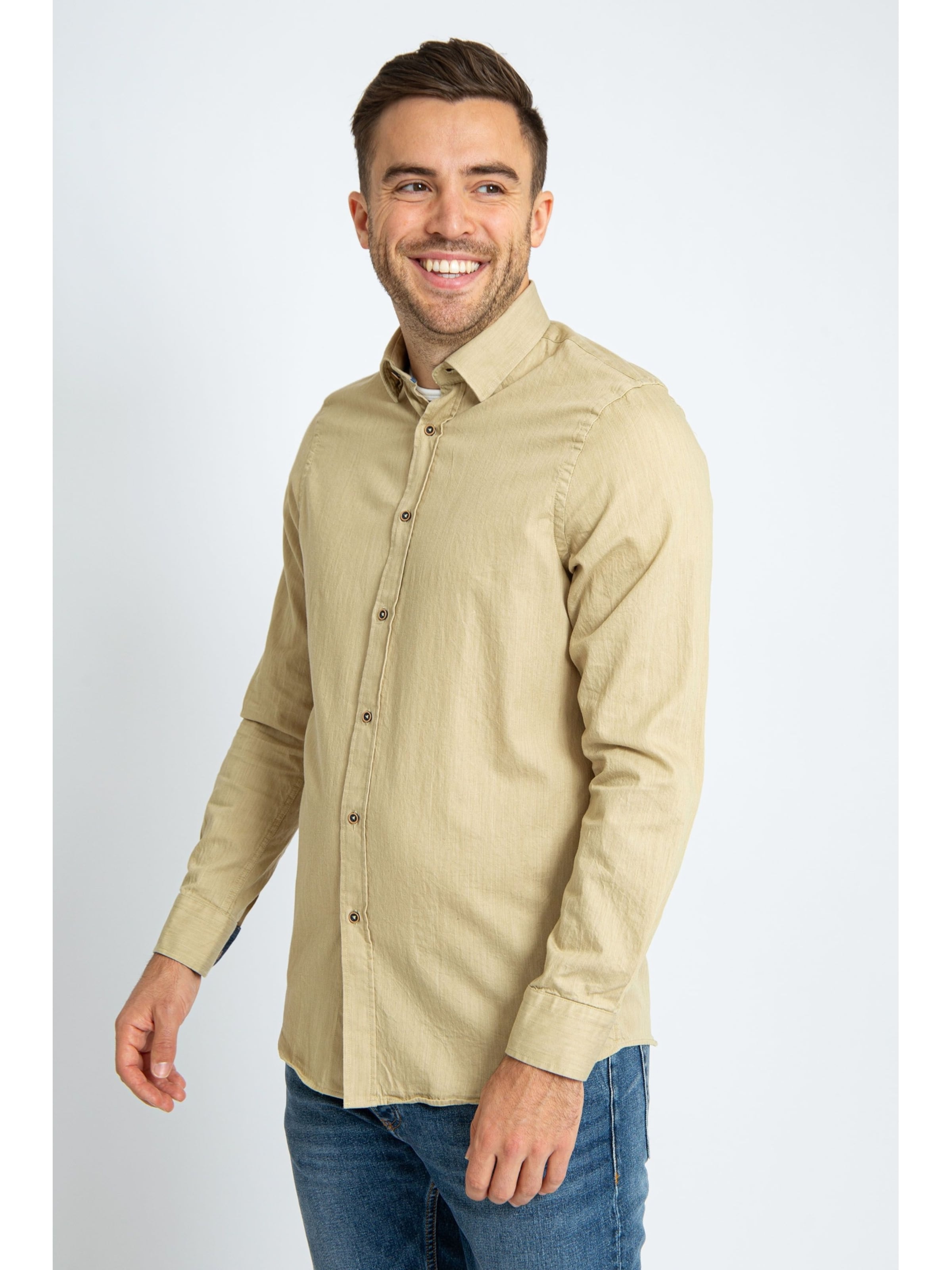Coupe slim Chemise Suitable en beige