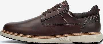 Chaussure de sport à lacets 'Bilbao' PIKOLINOS en marron : devant