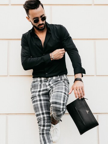 GT Collection Clutch in Schwarz