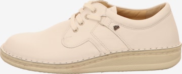 Finn Comfort Lace-Up Shoes in Beige