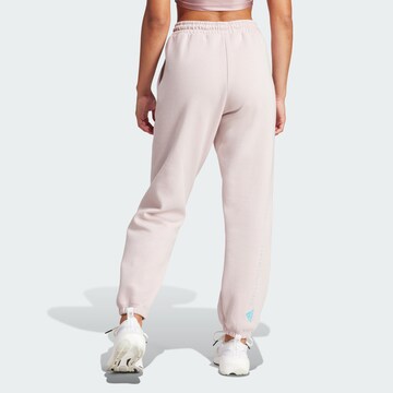 Tapered Pantaloni sportivi di ADIDAS BY STELLA MCCARTNEY in rosa