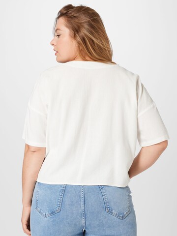 Chemisier 'JESMILO' Vero Moda Curve en blanc