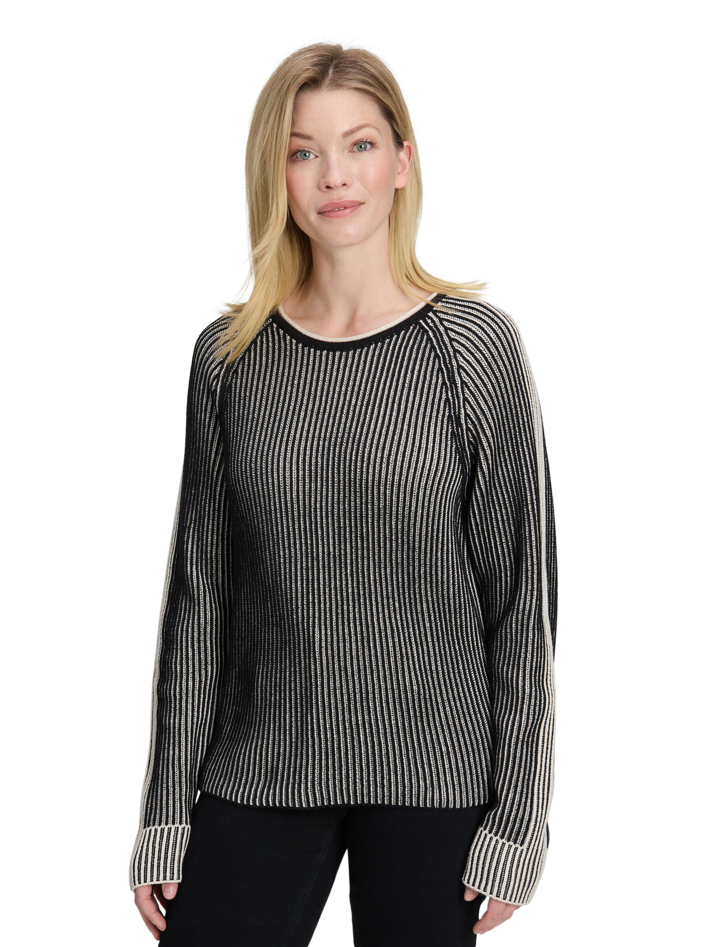 Pullover di Betty Barclay in nero: frontale