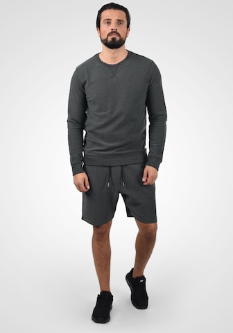 BLEND Regular Sweatshorts 'Folko' in Grau