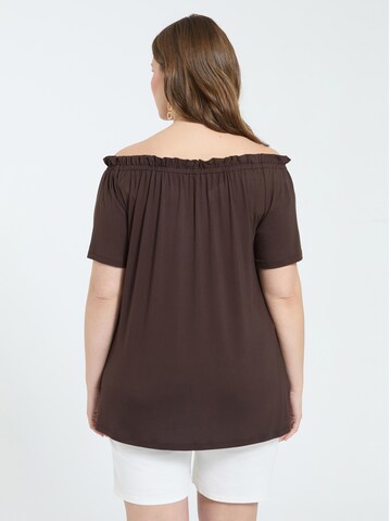 Fiorella Rubino - Camiseta en marrón