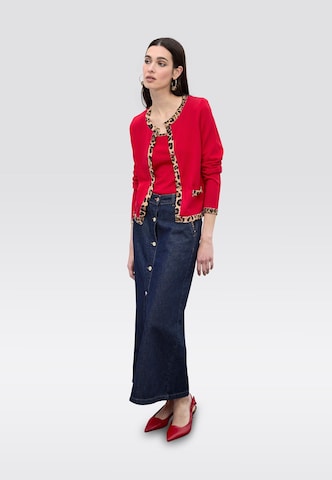 Lola Casademunt - Casaco de malha em vermelho