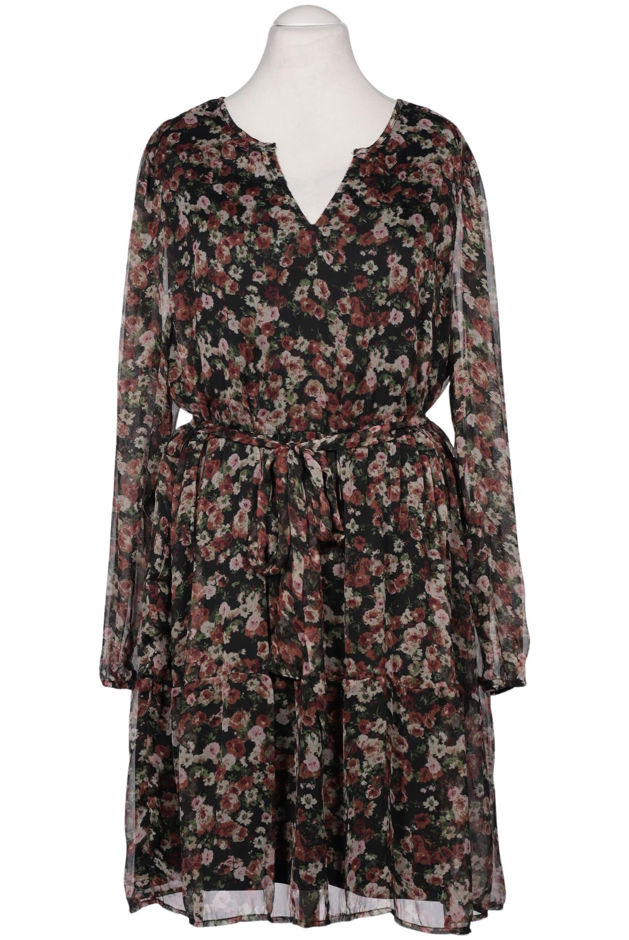 Vero Moda Curve Dress in 6XL in Mixed colors: front