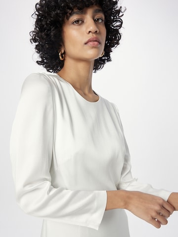 Robe de soirée 'MADDALENA' IVY OAK en blanc