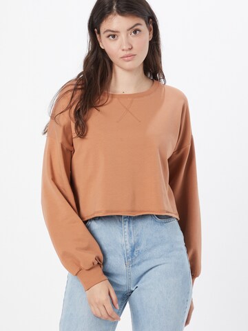 ABOUT YOU Sweatshirt 'Liam' in Oranje: voorkant