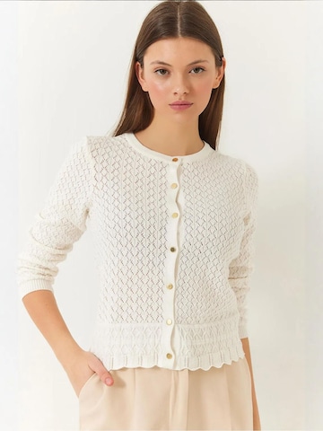 Cardigan Bianco Lucci en beige : devant