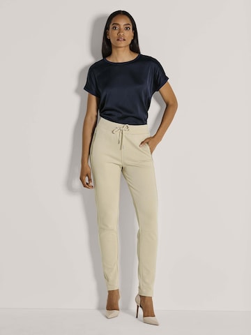 MADELEINE Slimfit Broek in Beige