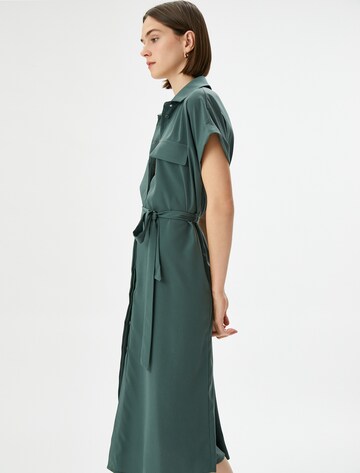Koton Kleid in Grün