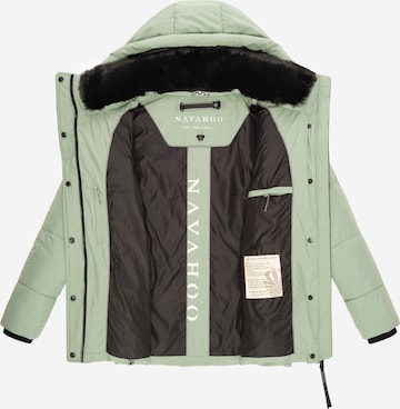 NAVAHOO Зимняя куртка 'Sag ja XIV' в Зеленый