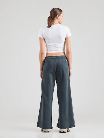 Nike Sportswear Wide Leg Bukser 'PHNX FLC' i grøn