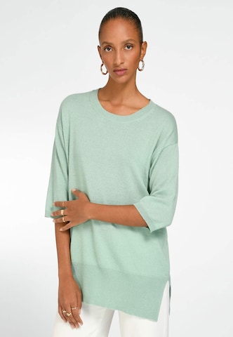 include Sweater in Green: front