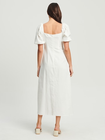 Robe 'MADDI' Calli en blanc : derrière