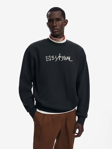 Felpa di Desigual in nero: frontale